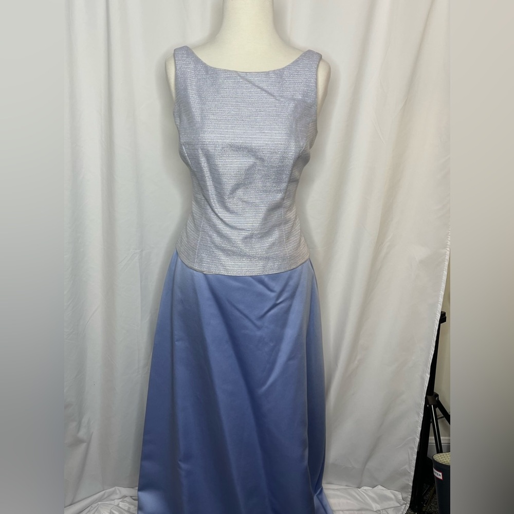Y2K Vintage Prom / special occasion 2 piece top and skirt powder blue / silver